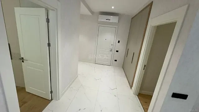 Kirayə verilir 3 otaqlı mənzil 115 m²