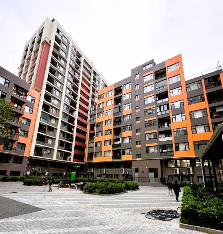 Kirayə verilir 2 otaqlı mənzil 60 m²