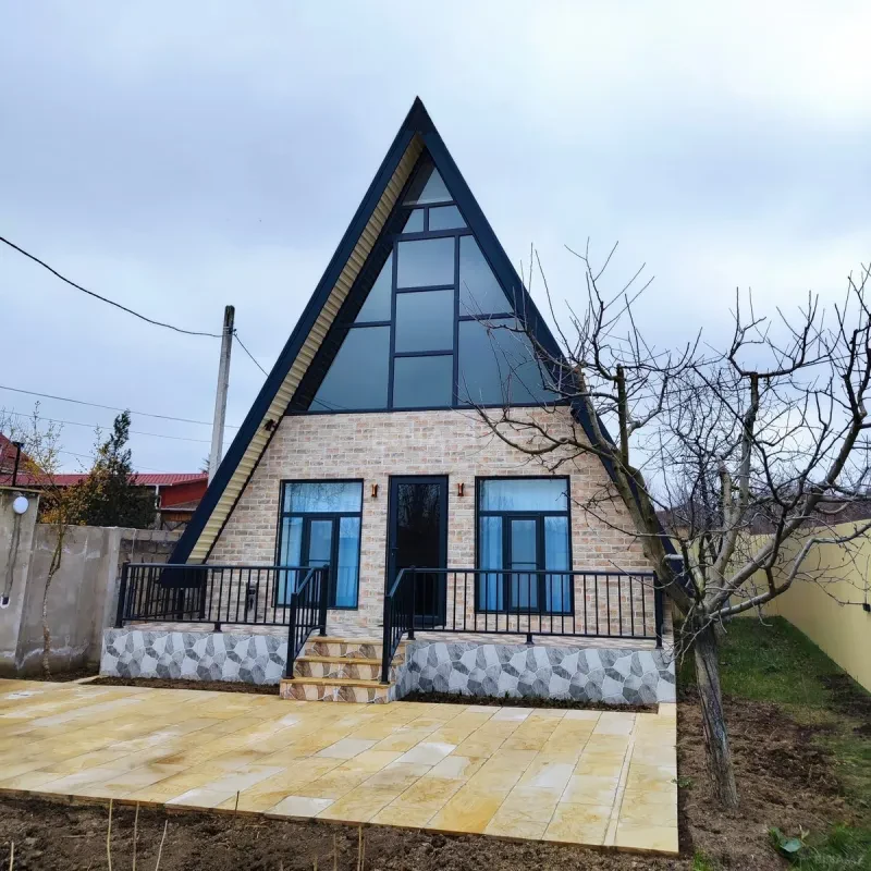 Kirayə verilir 3 otaqlı həyət evi 77 m²