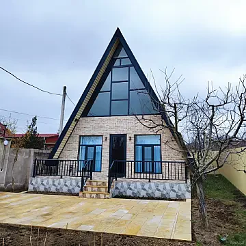 Kirayə verilir 3 otaqlı həyət evi 77 m² — Quba 3 otaq 77.00 m²