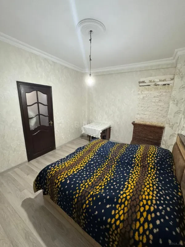 Kirayə verilir 2 otaqlı mənzil 70 m²