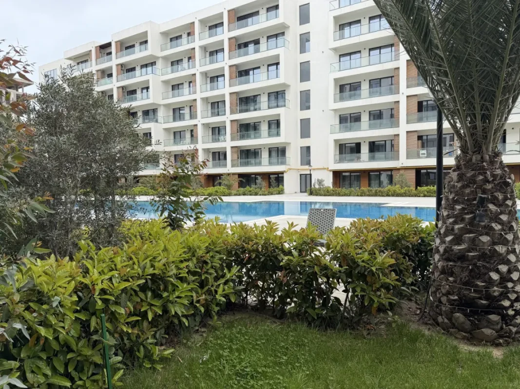 Kirayə verilir 3 otaqlı mənzil 139 m²
