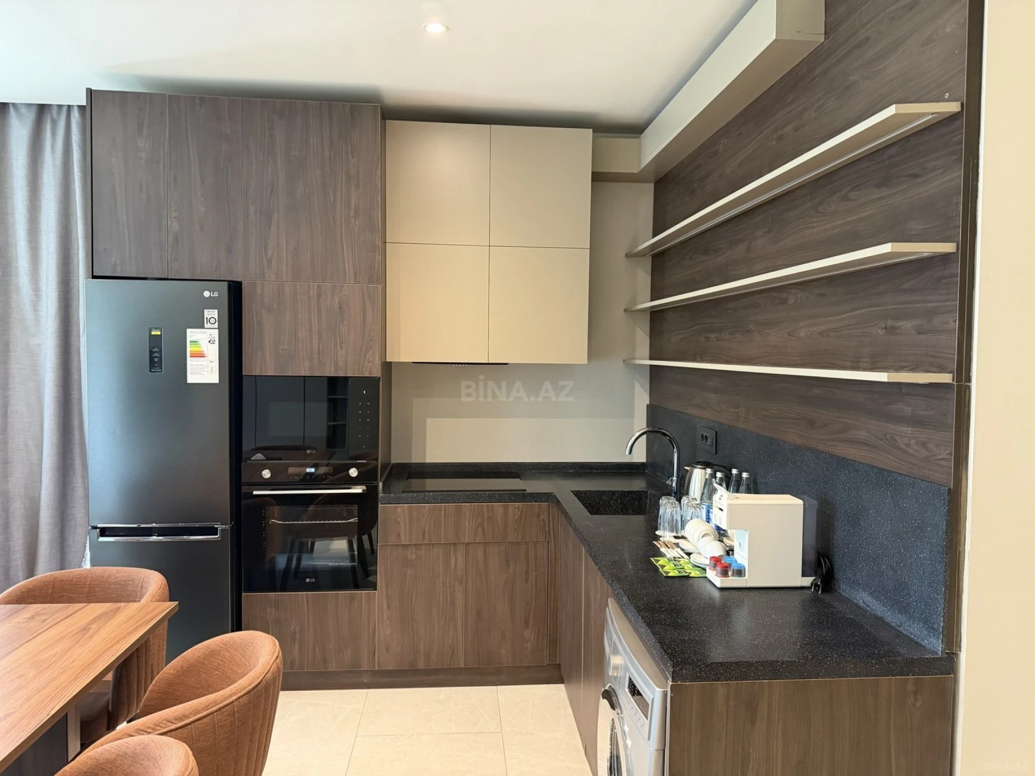 Kirayə verilir 3 otaqlı mənzil 139 m²