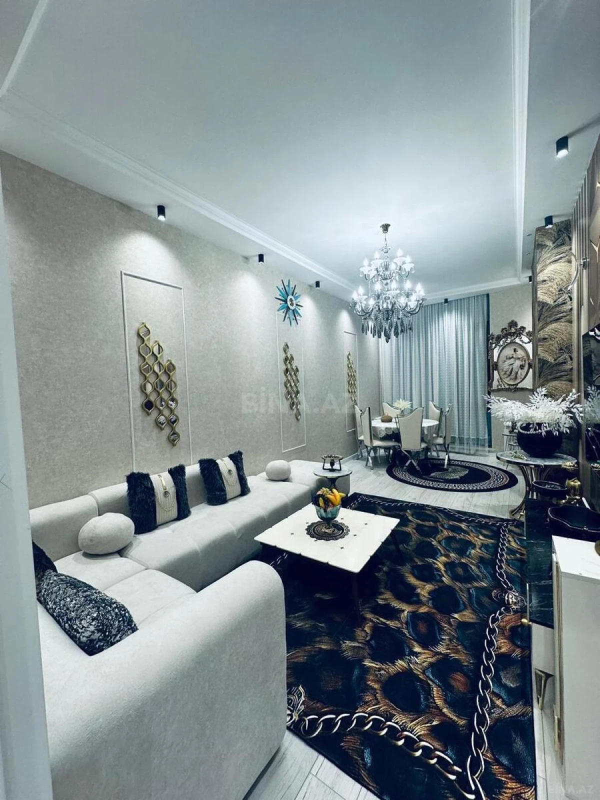 Kirayə verilir 2 otaqlı mənzil 100 m²