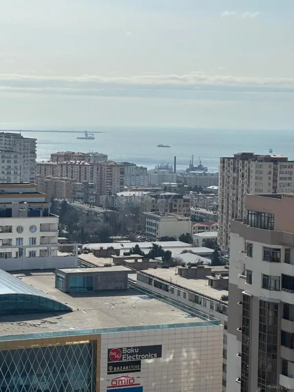 Kirayə verilir 2 otaqlı mənzil 100 m²