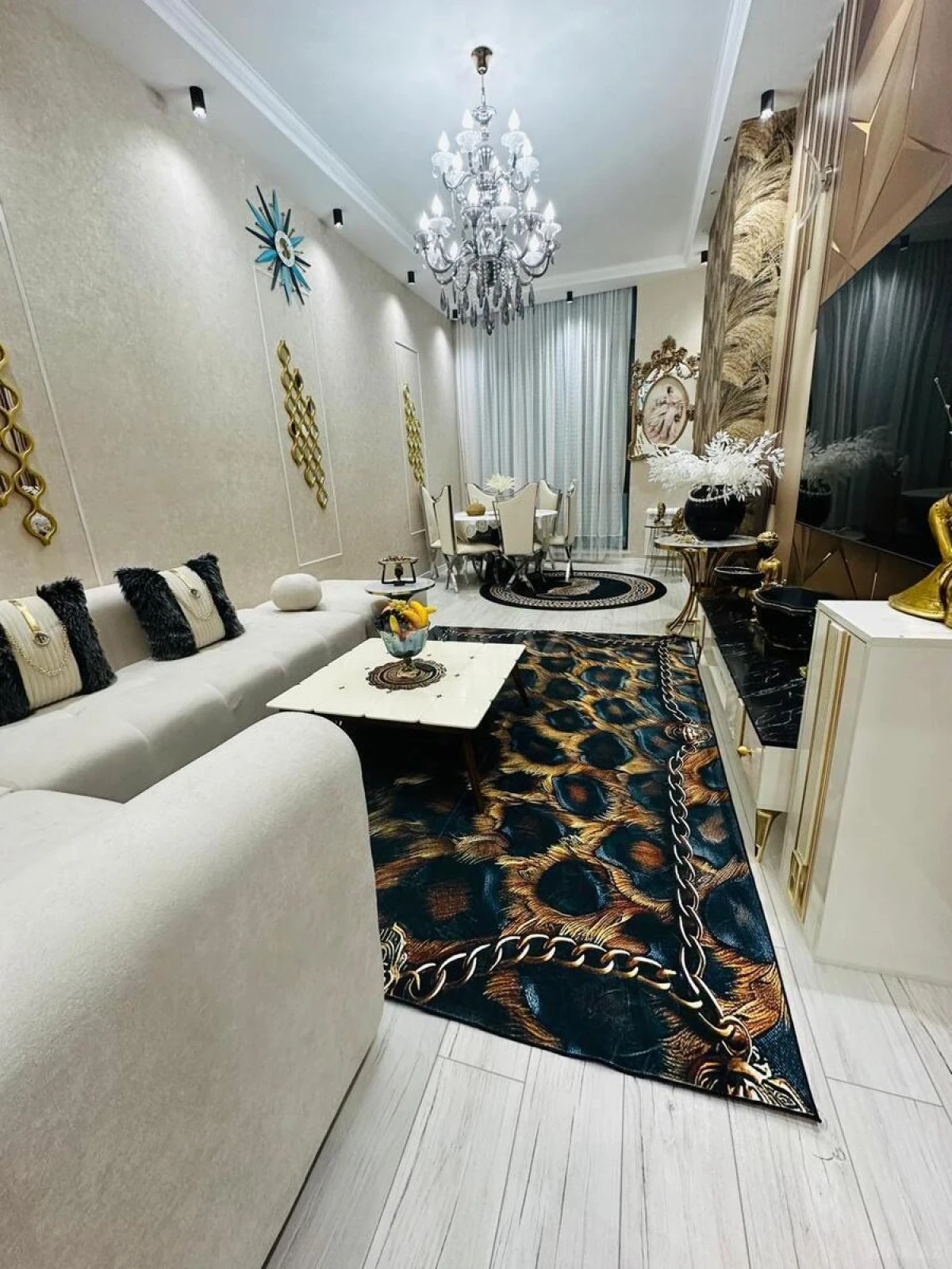 Kirayə verilir 2 otaqlı mənzil 100 m²