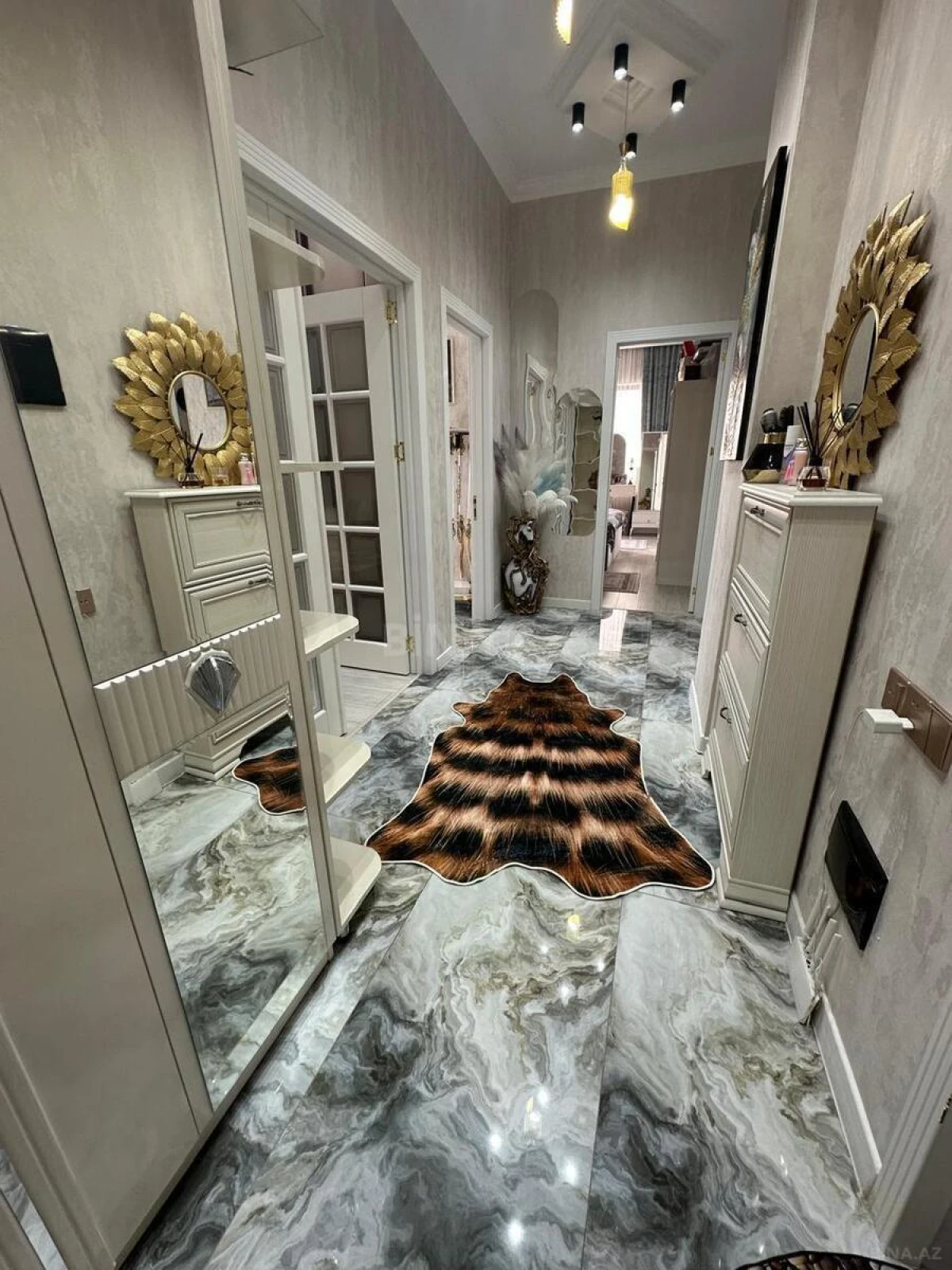 Kirayə verilir 2 otaqlı mənzil 100 m²