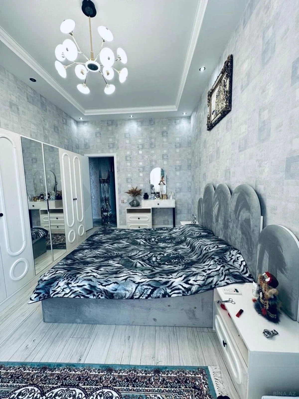 Kirayə verilir 2 otaqlı mənzil 100 m²