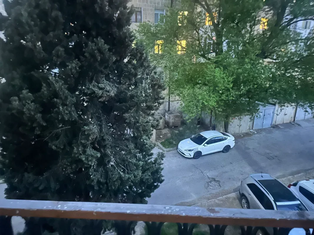 Kirayə verilir 2 otaqlı mənzil 45 m²