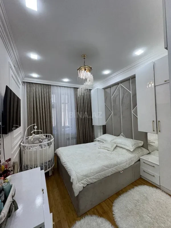 Satılır 2 otaqlı mənzil 69 m²