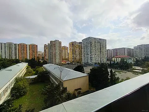 Satılır 2 otaqlı mənzil 56 m² — Bakı, Həzi Aslanov qəs. 2 otaq 56.00 m²