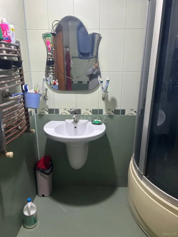 Satılır 2 otaqlı mənzil 102 m²