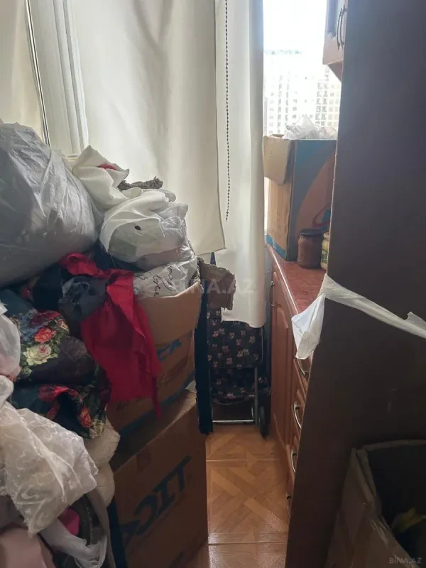 Satılır 2 otaqlı mənzil 102 m²
