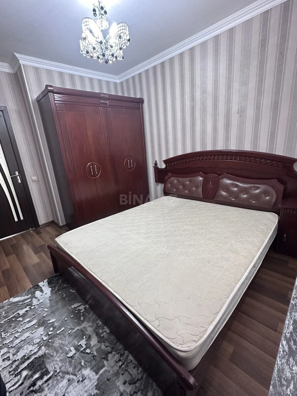 Kirayə verilir 2 otaqlı mənzil 60 m²
