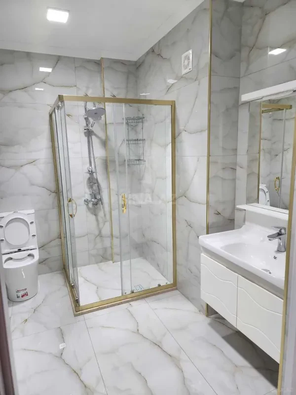Kirayə verilir 2 otaqlı mənzil 70 m²