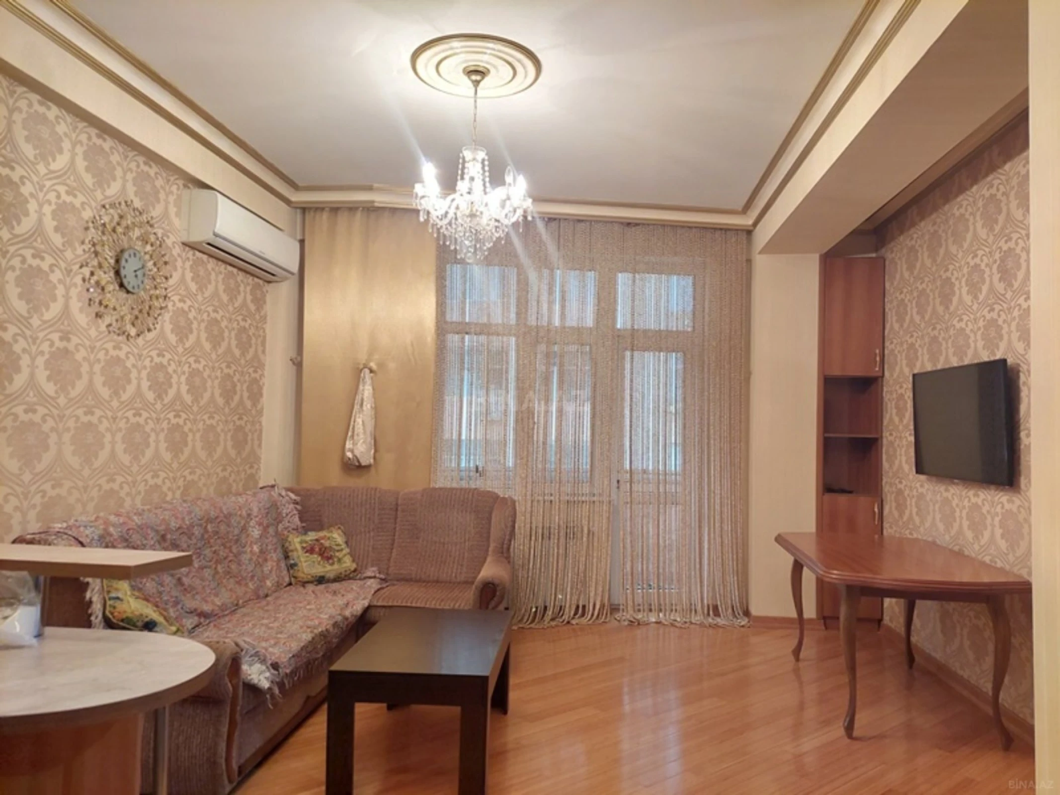 Kirayə verilir 2 otaqlı mənzil 65 m²