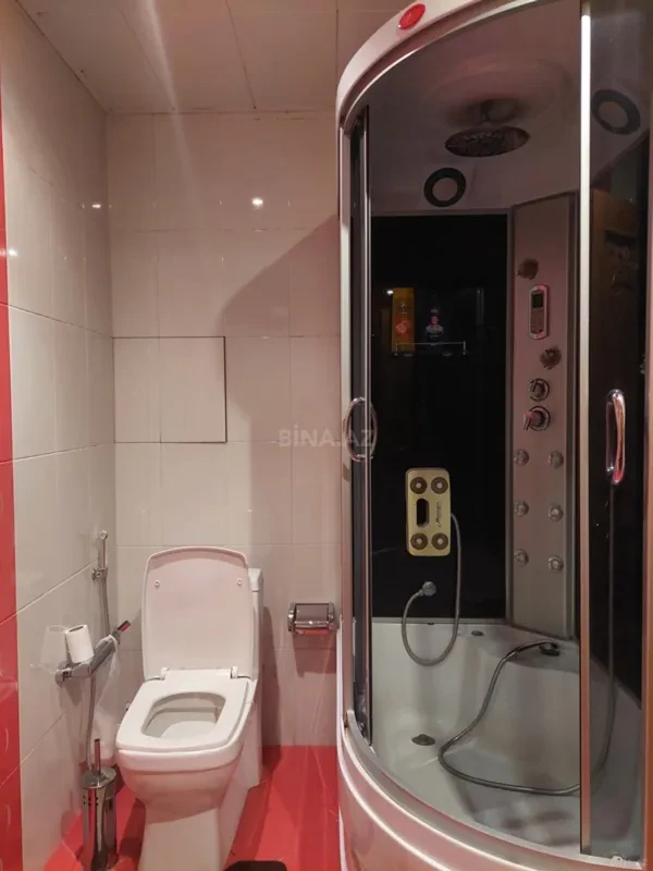 Kirayə verilir 2 otaqlı mənzil 65 m²