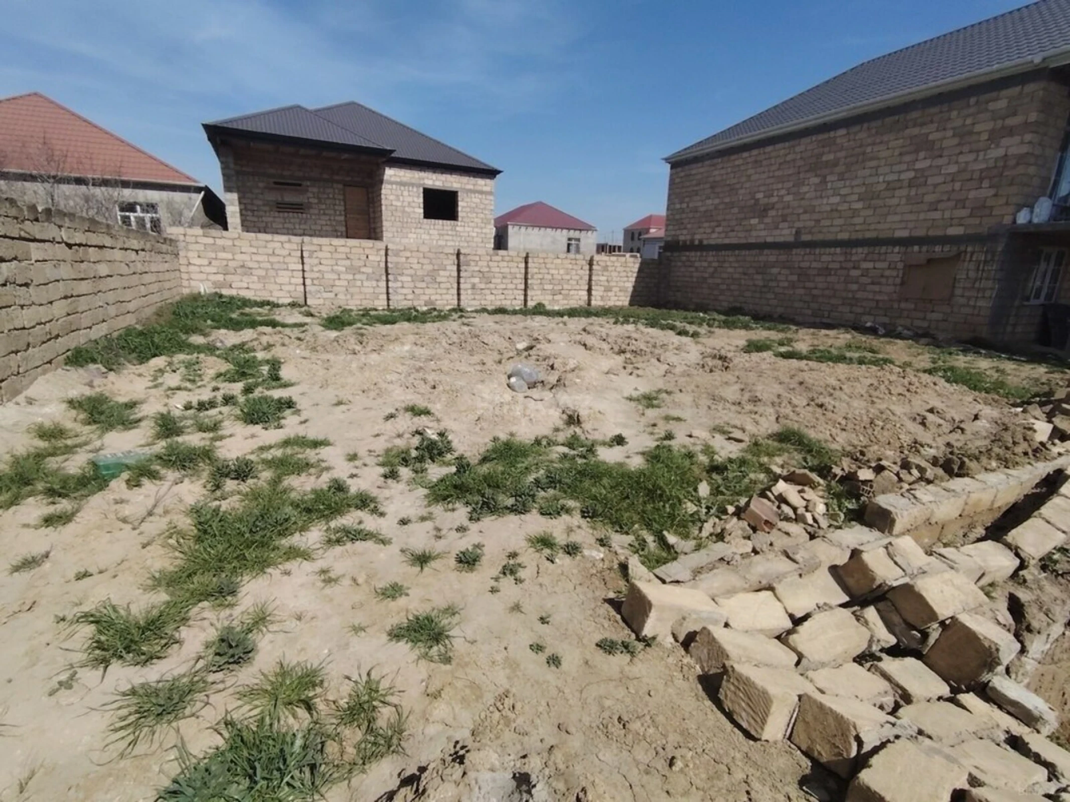 Satılır torpaq sahəsi 4 m²