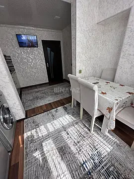 Kirayə verilir 2 otaqlı mənzil 65 m²