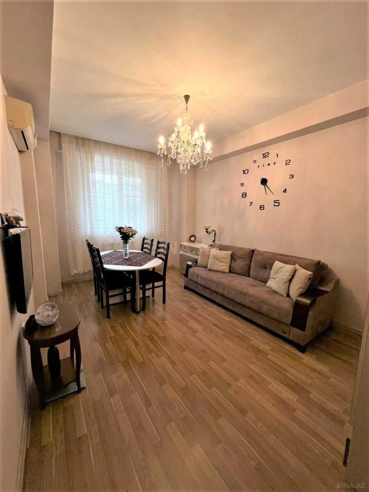 Satılır 2 otaqlı mənzil 55 m²