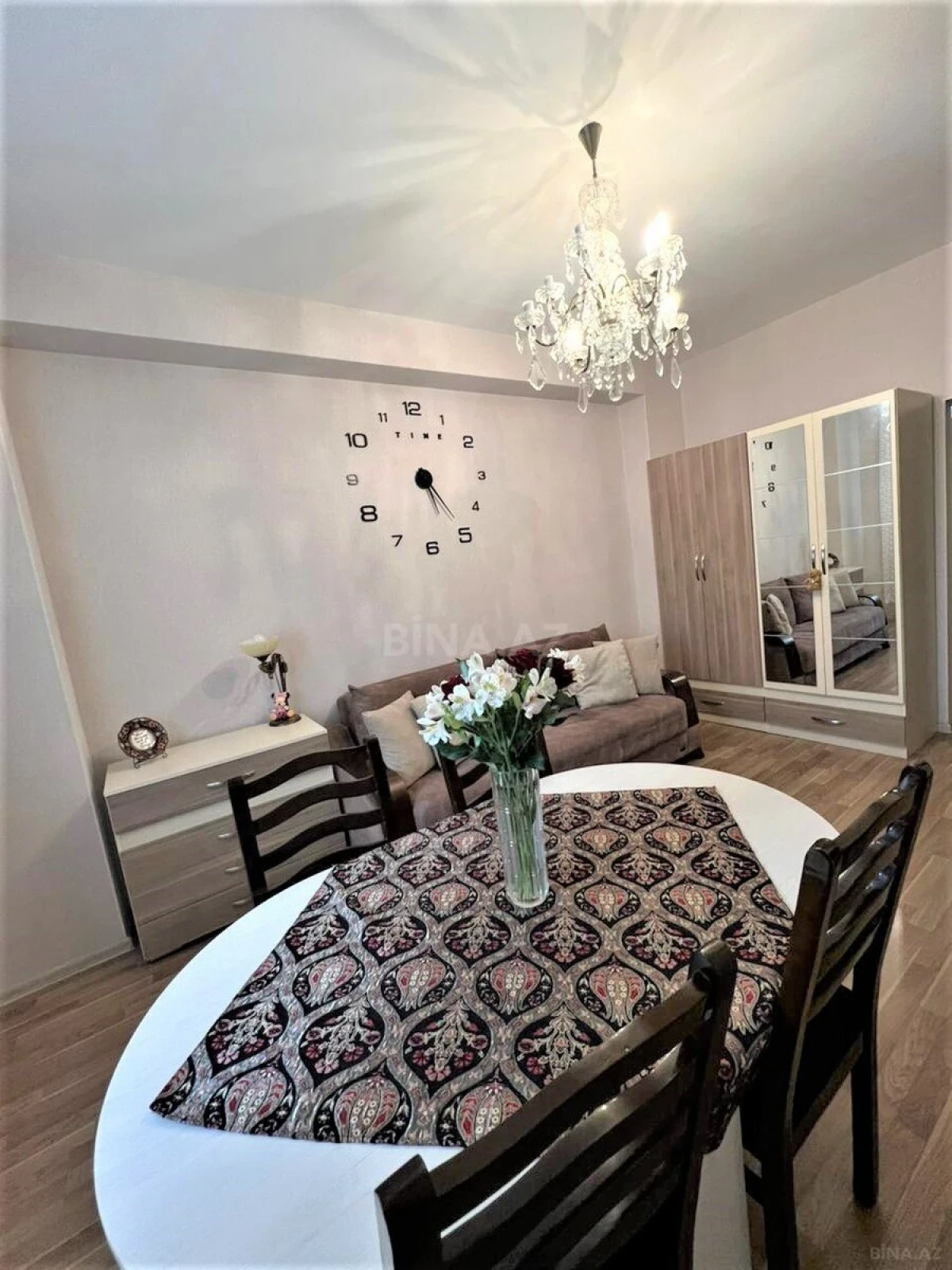 Satılır 2 otaqlı mənzil 55 m²