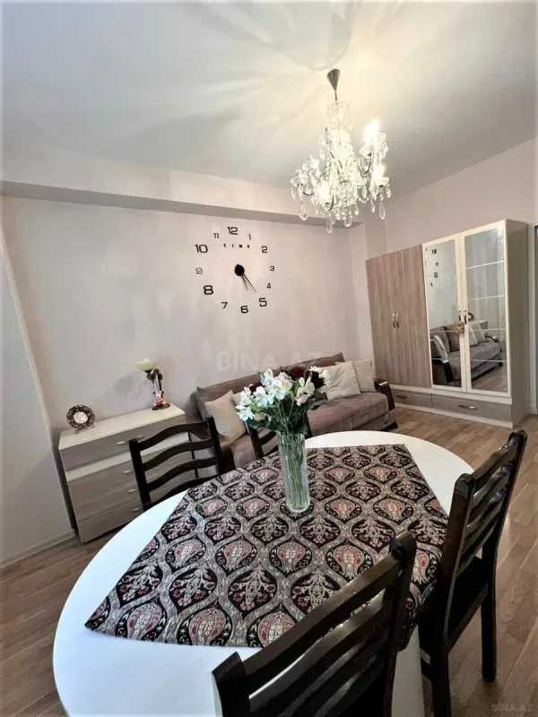 Satılır 2 otaqlı mənzil 55 m²