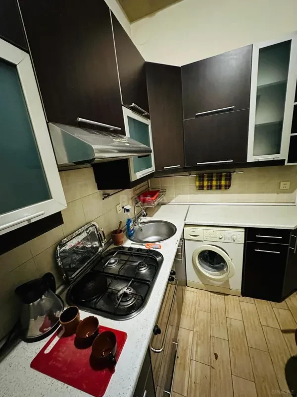 Kirayə verilir 2 otaqlı mənzil 65 m²