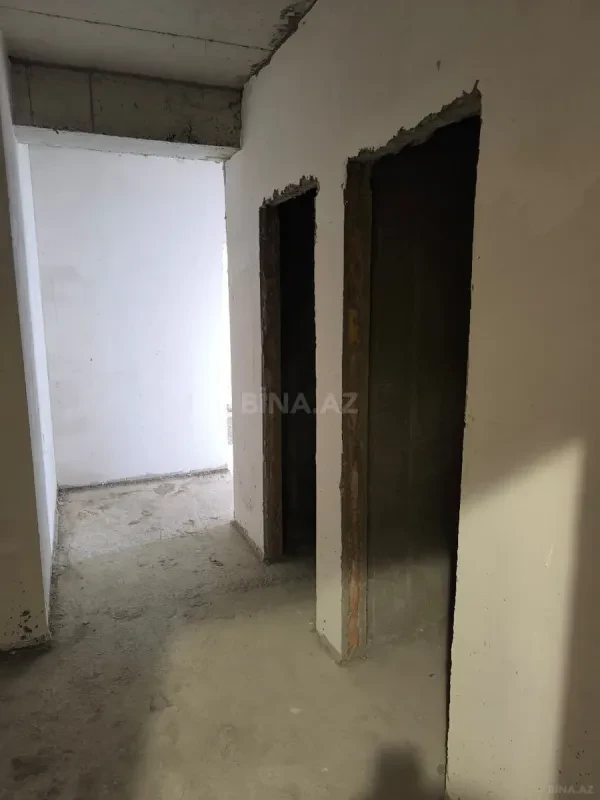 Satılır 3 otaqlı mənzil 98 m²