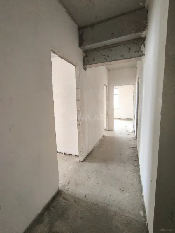 Satılır 3 otaqlı mənzil 98 m²