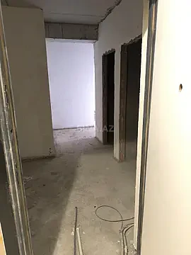 Satılır 3 otaqlı mənzil 98 m²