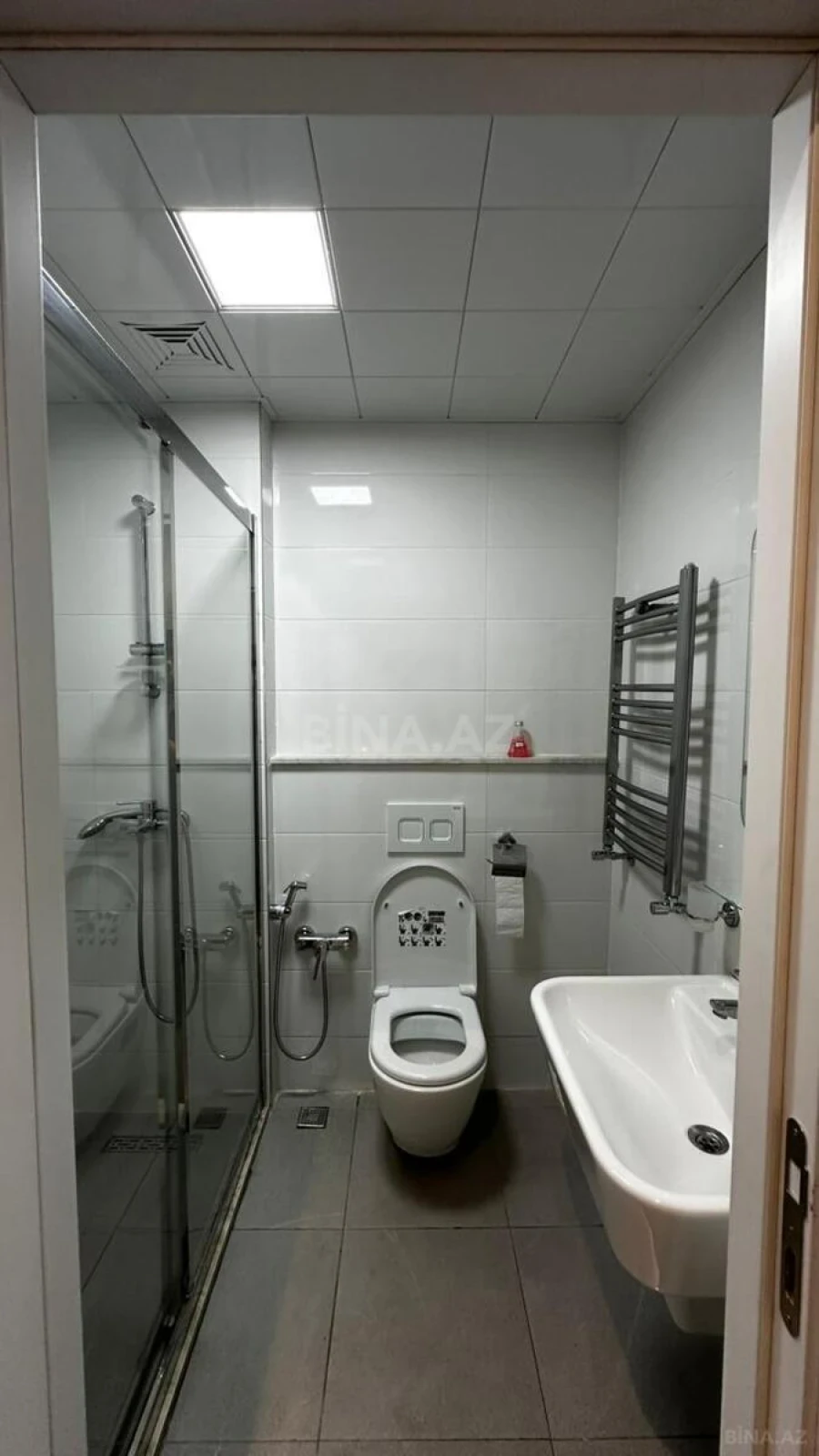 Kirayə verilir 1 otaqlı mənzil 45 m²