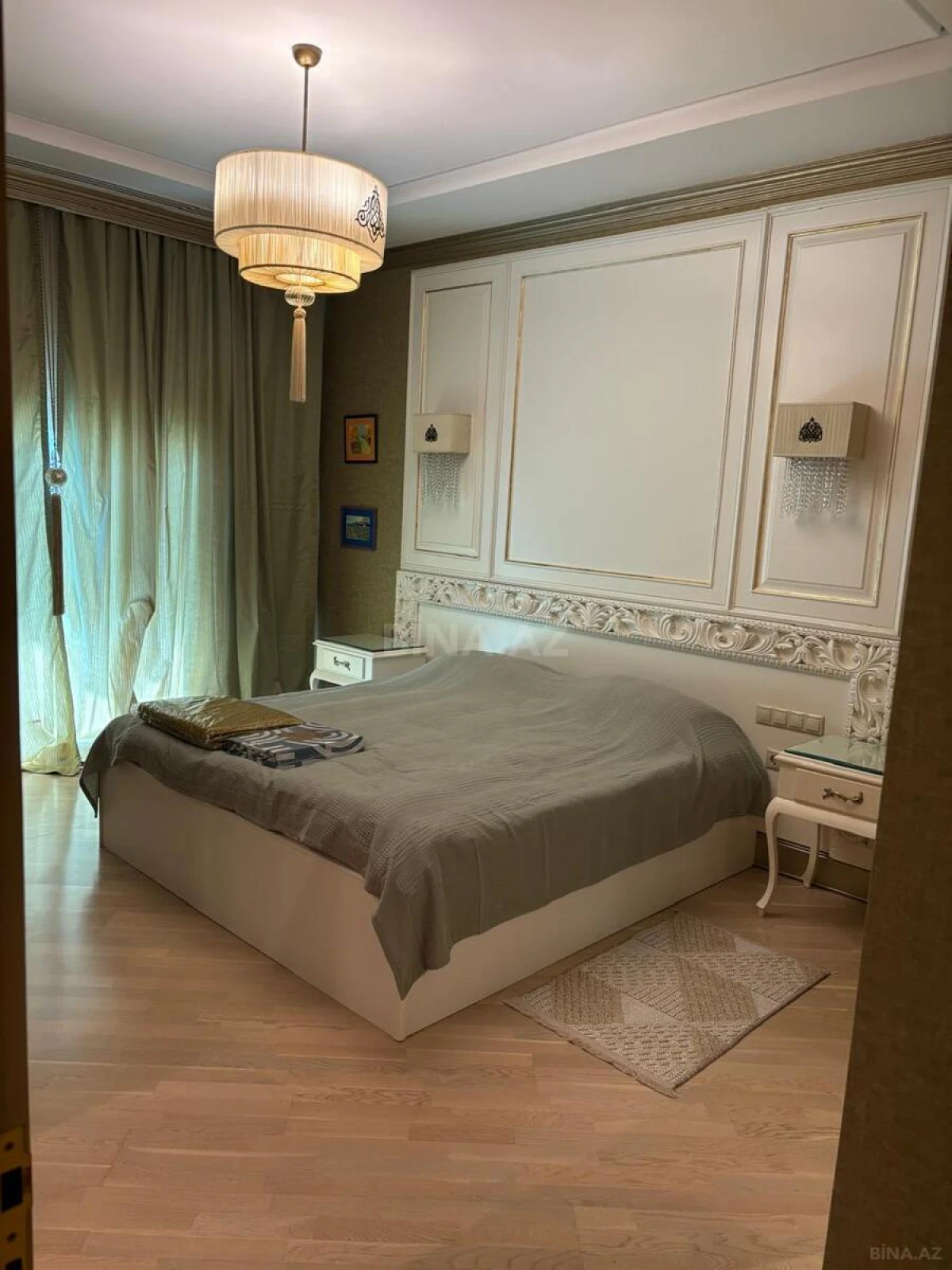 Kirayə verilir 4 otaqlı mənzil 170 m²