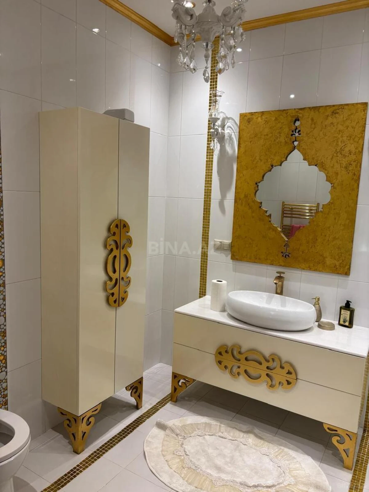 Kirayə verilir 4 otaqlı mənzil 170 m²