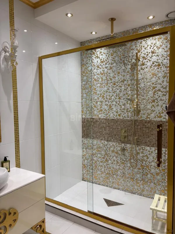 Kirayə verilir 4 otaqlı mənzil 170 m²