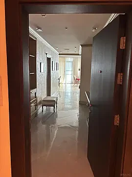 Kirayə verilir 4 otaqlı mənzil 170 m²