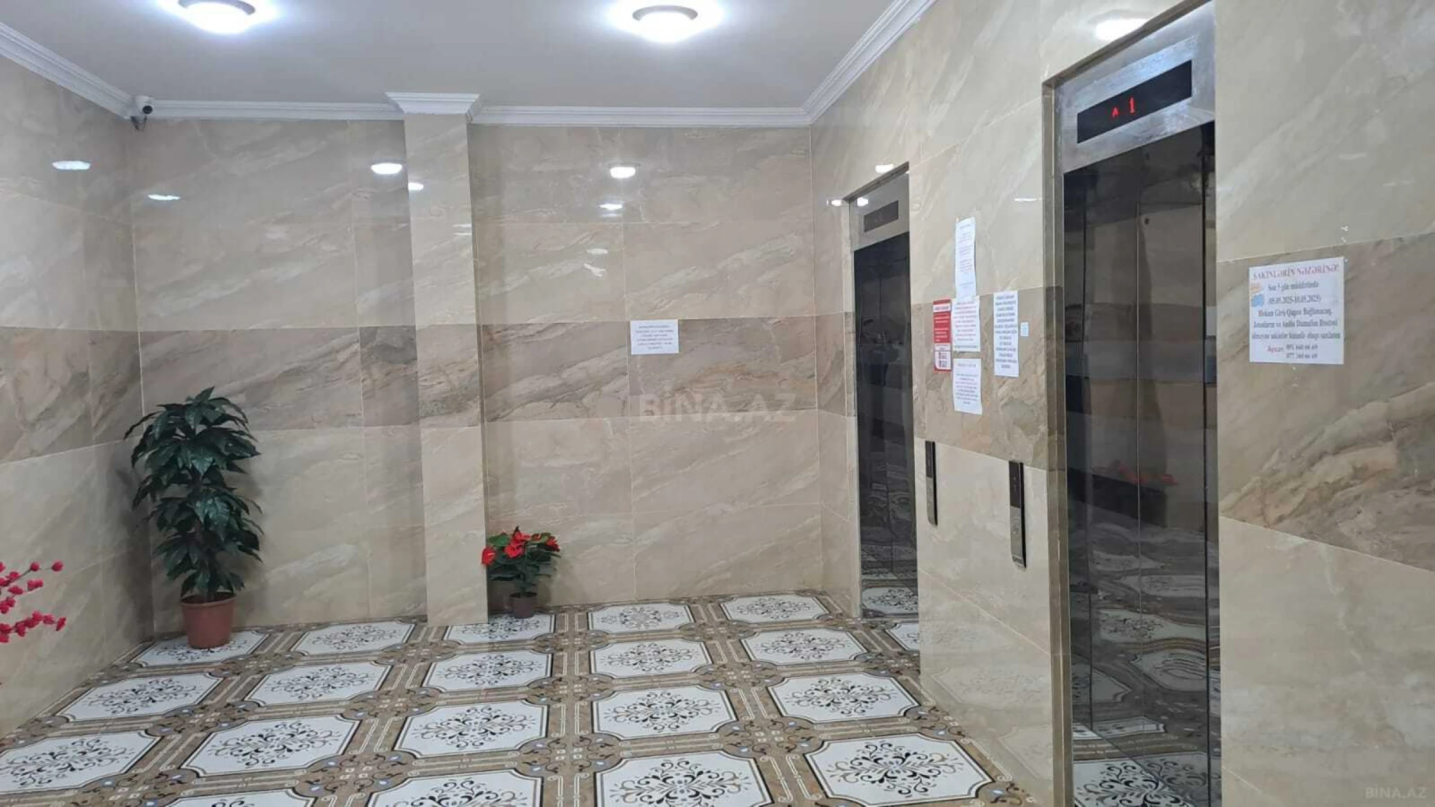 Satılır 3 otaqlı mənzil 143 m²