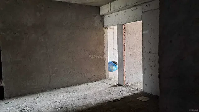 Satılır 3 otaqlı mənzil 143 m²