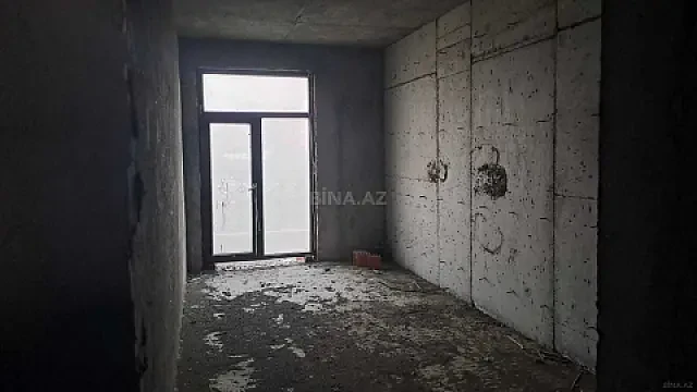 Satılır 3 otaqlı mənzil 143 m²