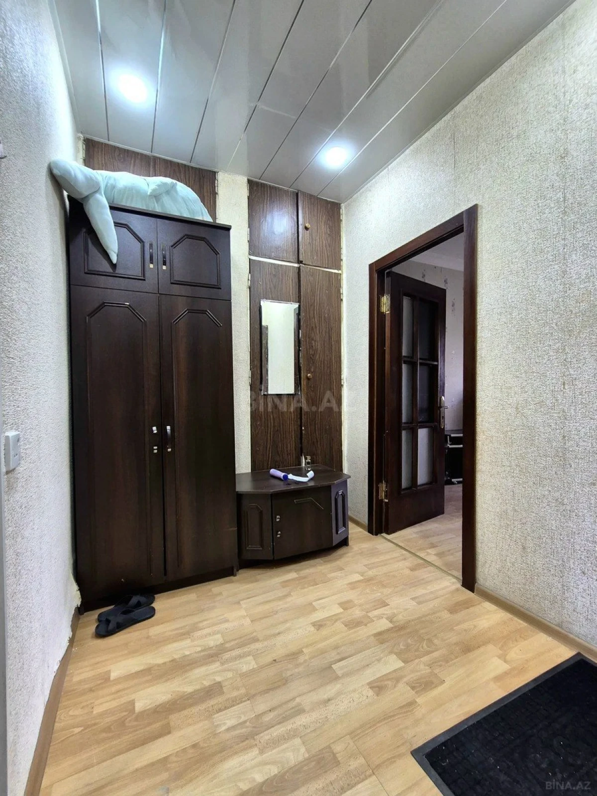 Kirayə verilir 2 otaqlı mənzil 65 m²