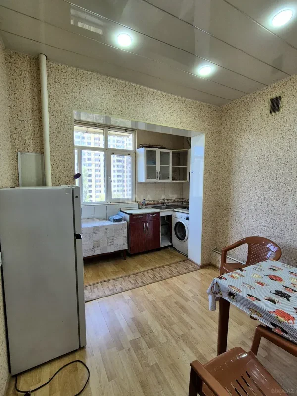 Kirayə verilir 2 otaqlı mənzil 65 m²