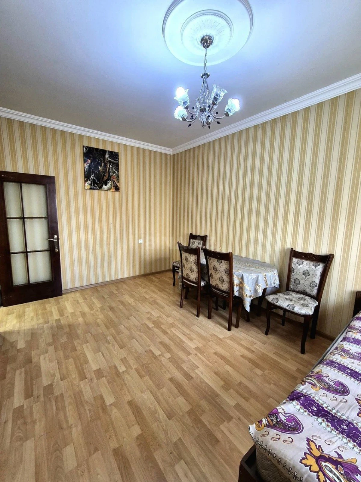 Kirayə verilir 2 otaqlı mənzil 65 m²