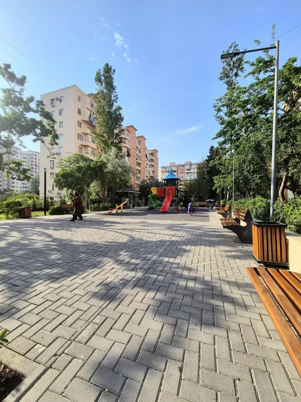 Kirayə verilir 2 otaqlı mənzil 65 m²