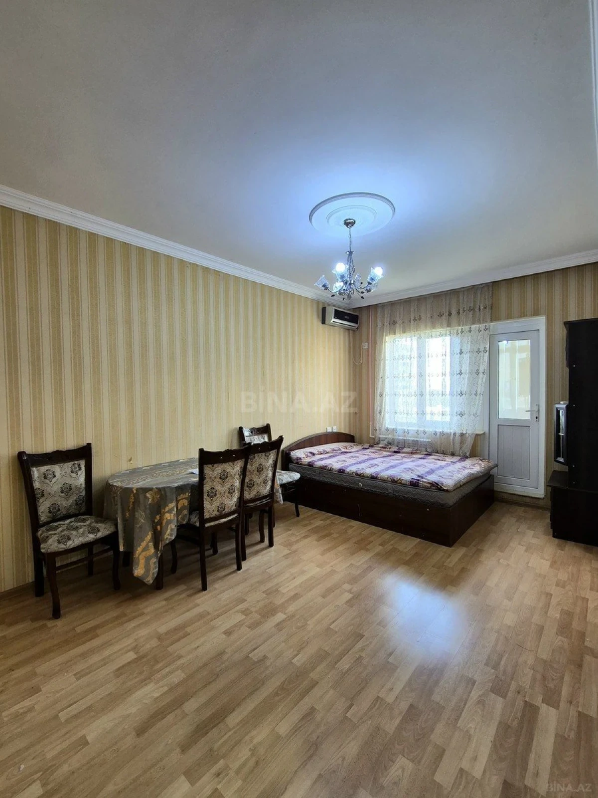 Kirayə verilir 2 otaqlı mənzil 65 m²