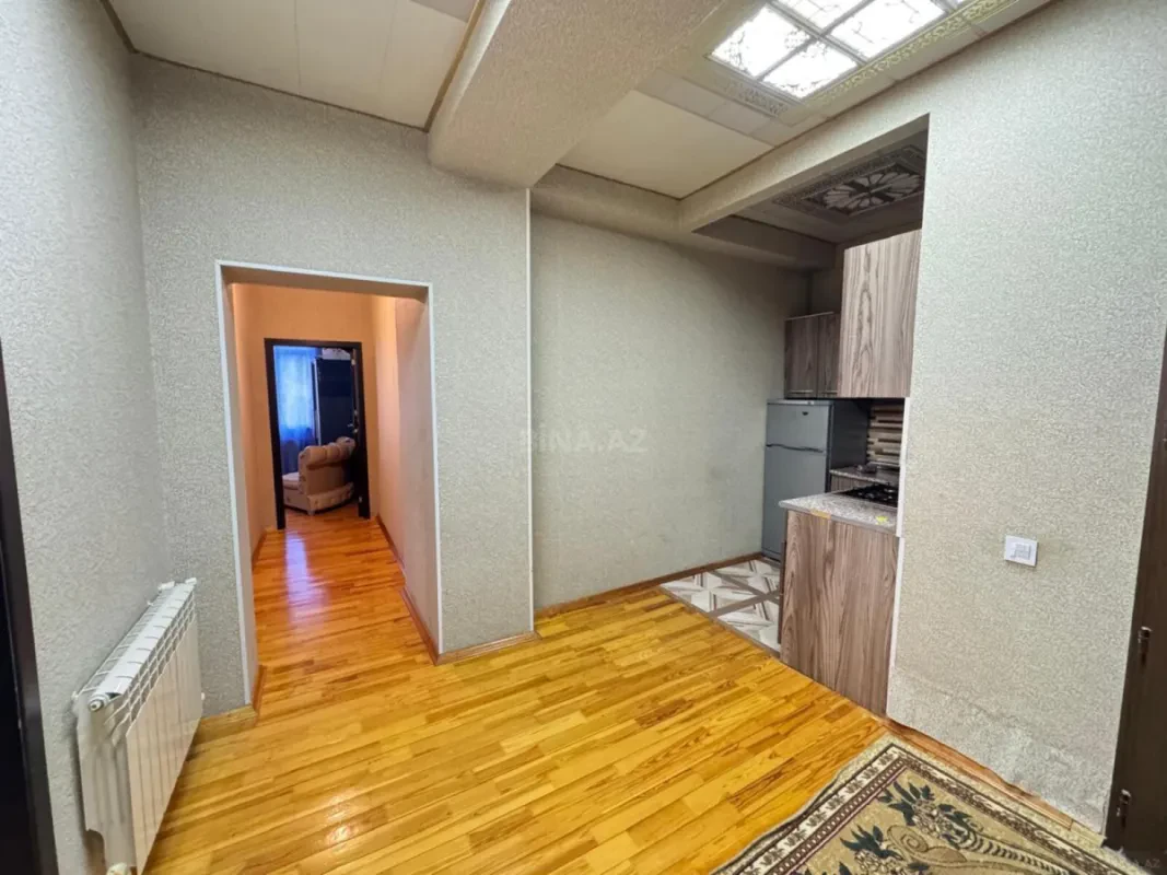 Satılır 3 otaqlı mənzil 82 m²