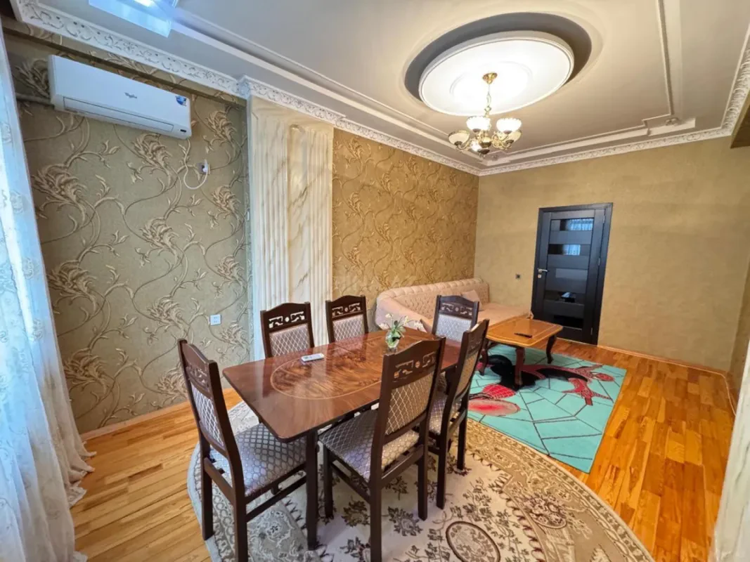 Satılır 3 otaqlı mənzil 82 m²