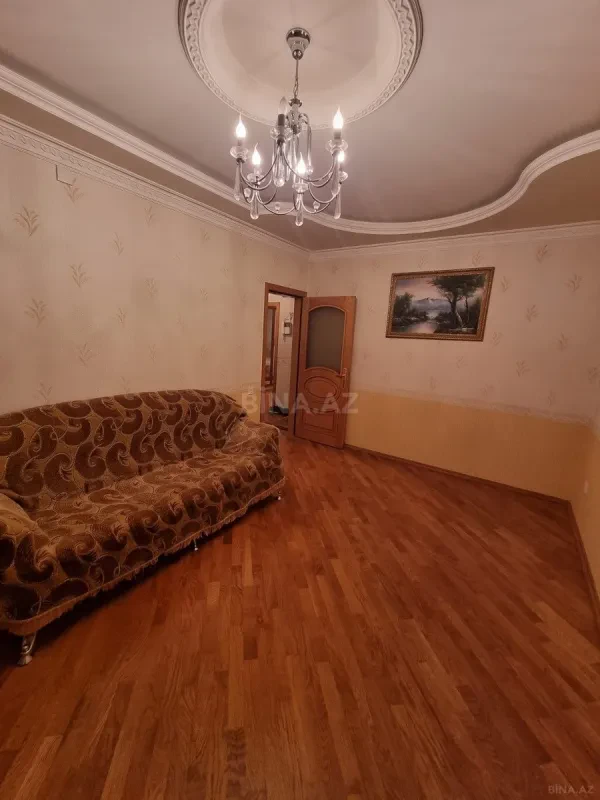 Satılır 2 otaqlı mənzil 65 m²