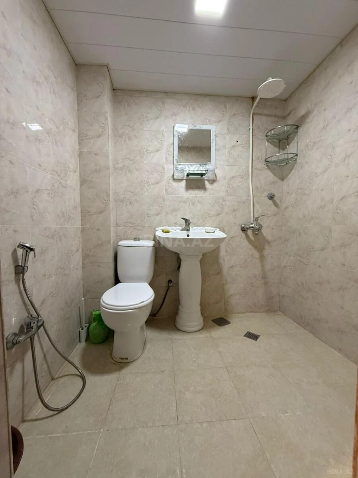 Kirayə verilir 3 otaqlı mənzil 65 m²