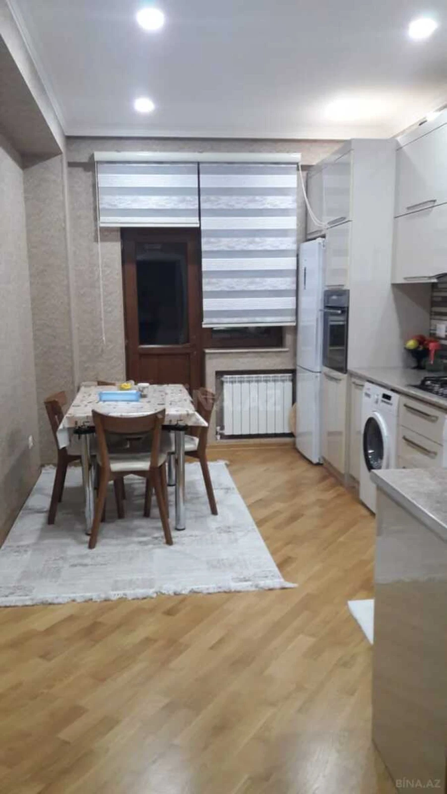 Satılır 3 otaqlı mənzil 119 m²