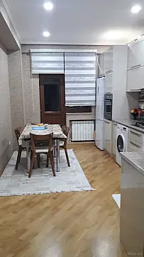 Satılır 3 otaqlı mənzil 119 m²