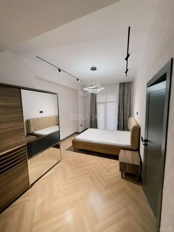 Kirayə verilir 3 otaqlı mənzil 95 m²